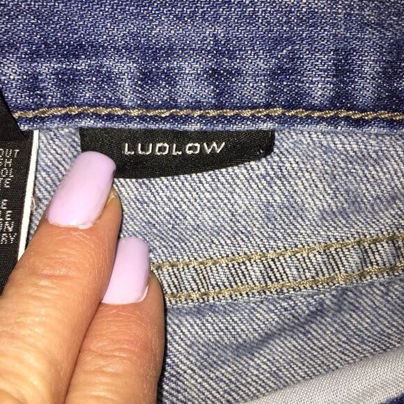 DKNY Ludlow Distressed Capris Sz 8 Rigid Cotton Destroyed - Picture 5 of 11